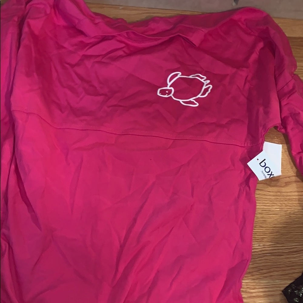 NWT Shelly cove turtle varsity shirt